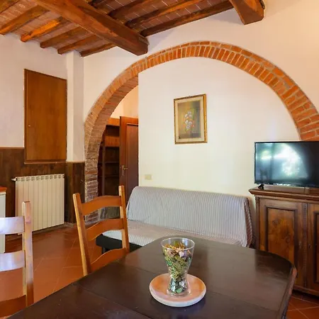 Rustica Progenie Aparthotel *